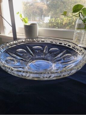 Vintage 1930’s Colony "Classique" bowl with distinct design and scalloped edge.